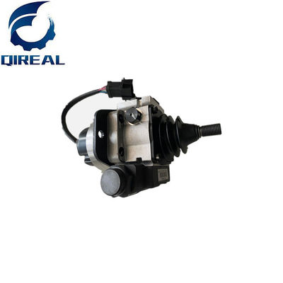 Komatsu For Bulldozer D65PX-15 D85 Level 702-16-02290 702-16-02210 702-16-02212 702-16-02213 Pilot Valve