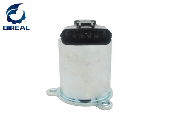 Excavator Spare Parts SK200-8 J05E Excavator EGR Valve 25620-E0133 135000-7303
